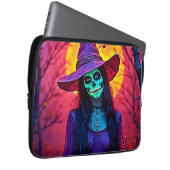 Halloween Hexe mit Skull Face Design Laptopschutzhülle (Vorne Rechts)