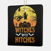 Halloween Hexen mit dem Hitches-Camping-Camper Keramikornament (Links)