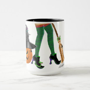 Halloween-Hexenbeine und -Schuhe, Wenn die Schuhe Tasse