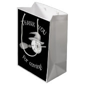 Halloween-Hexenbesen und beängstigendes Augenbraue Mittlere Geschenktüte (Rückseite Schrägansicht)