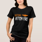 Halloween-Hexengesicht modern Tri-Blend Shirt (Vorderseite)