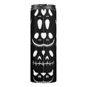 Halloween Hintergrund. Nahtloses Muster mit Halbwe Thermosbecher (Rückseite)