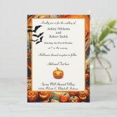 Halloween Hochzeit farbenfrohe Pumpkin-Fledermäuse Einladung (Stehend Vorderseite)