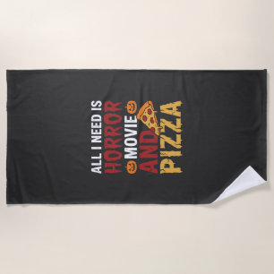 Halloween-Horrorfilm- und Pizza-Typografie Strandtuch