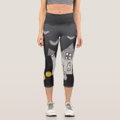 Halloween House, Schwarze Katzen, Fledermäuse, Kür Capri Leggings (Vorderseite)