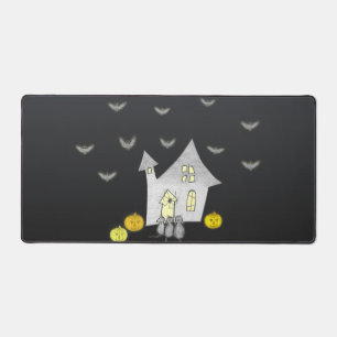 Halloween House, Schwarze Katzen, Fledermäuse, Kür Schreibtischunterlage