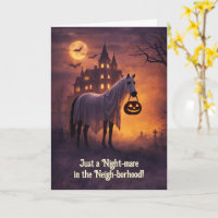 Halloween Humor mit Pferd, das Süßigkeiten oder Sa