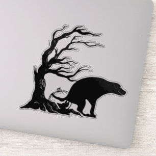 Halloween-Hund kackt unter einem gruseligen Baum Aufkleber