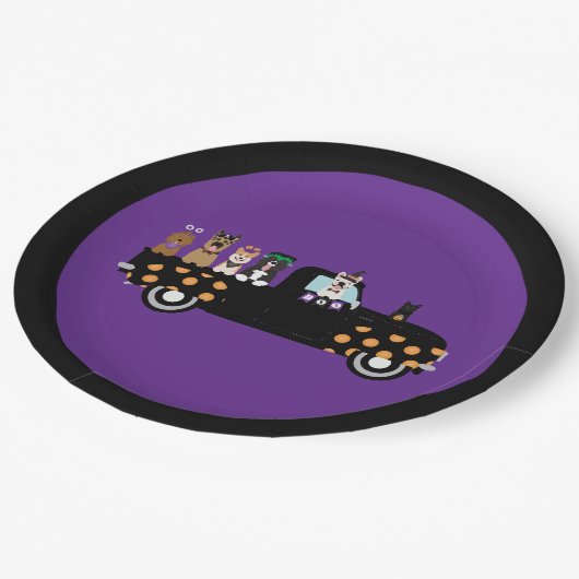 Halloween-Hunde in einem Lieferwagen Pappteller (Schrägansicht)