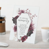 Halloween im Zeichen des liebenden Gedächtnisses Sockelschild (In SItu)