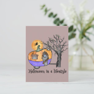 Halloween ist ein Lifestyle   Camper   Anhänger Postkarte