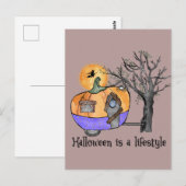 Halloween ist ein Lifestyle | Camper | Anhänger Postkarte (Vorne/Hinten)