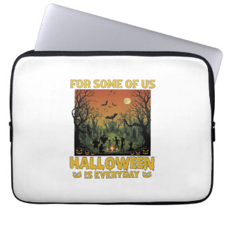 Halloween Ist Jeden Tag Friedhof Zombies Lagerfeue Laptopschutzhülle