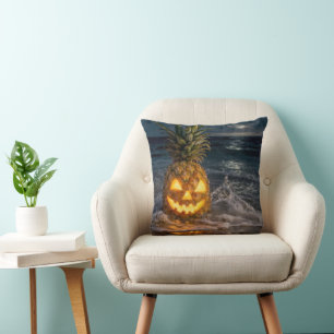Halloween-Jack-o-Lantern-Ananas in der Meeresbrand Kissen