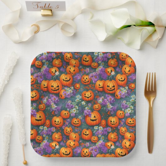Halloween-Jack-o'-Laternen und violette Blumen Pappteller (Hochzeit)