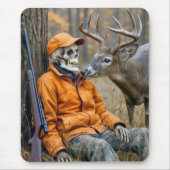 Halloween-Jäger-Skelett mit einem Bock Mousepad (Vorne)