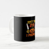 Halloween Just The Tip Kürbismesser Grafik Kaffeetasse (Vorderseite Links)