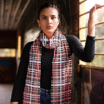 Halloween Kariert Schwarz-Orange-Muster Scarf Schal<br><div class="desc">Dieser Schal ist eine kühne Mischung aus Halloween-Tradition und zeitgenössischem Stil mit kariertem Schwarz-Orange-Muster. Es ist das perfekte Accessoire für jeden,  der Lieben hat,  die Sportsaison mit einer modischen Drehung zu feiern. Das Design des Schals ist vielseitig genug für ein Halloween-Party oder einen stilvollen Tag während der Herbstsaison.</div>