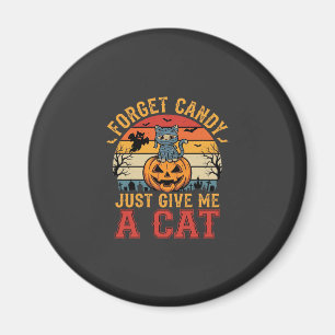 Halloween-Katze vergisst Süßigkeiten und gibt mir  Magnet