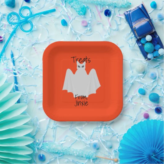 Halloween-Katze, verkleidet wie eine Geisterpapier Pappteller (Party)