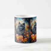 Halloween Keeshond mit Pumpkins Beängstigend Kaffeetasse (Mittel)