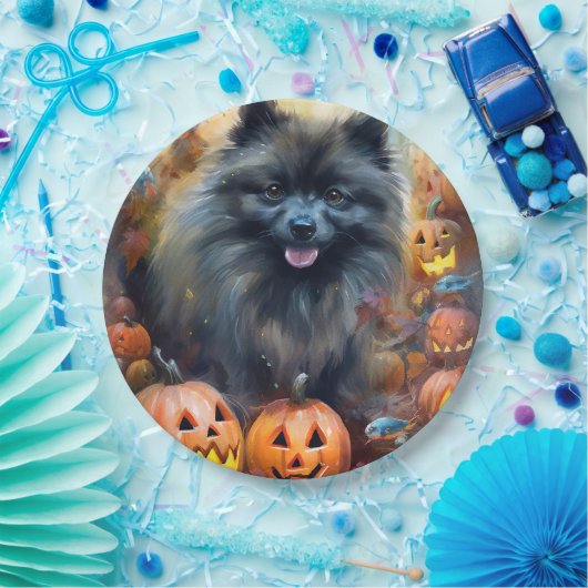 Halloween Keeshond mit Pumpkins Beängstigend Pappteller (Party)