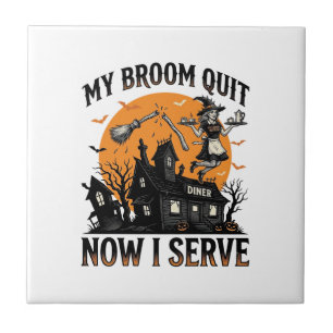 Halloween-Kellnerin-Shirt Besen Zerbrochen Humor_1 Fliese