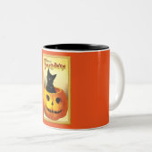 Halloween Kitty sitzt in der Kürbislaterne Zweifarbige Tasse (VorderseiteRechts)