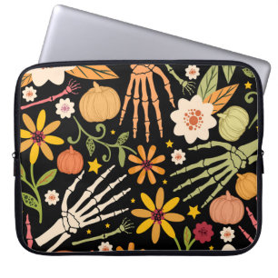 Halloween Knochen, blühendes nahtloses Muster. Laptopschutzhülle
