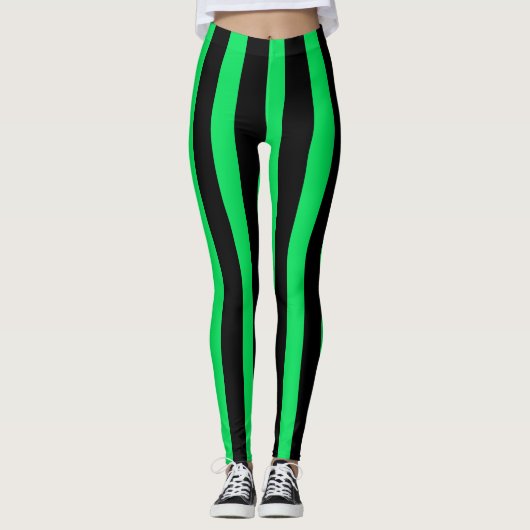 Halloween-Kostüm aus schwarzen und grünen vertikal Leggings (Vorderseite)