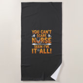 Halloween-Krankenschwester-Design_1 Strandtuch (Vorderseite)