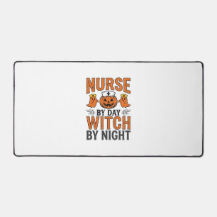 Halloween-Krankenschwester Hexe bei Nacht Vintage- Schreibtischunterlage