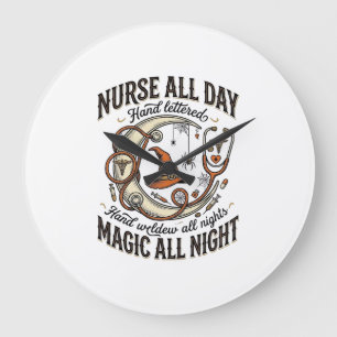 Halloween-Krankenschwester-Shirt Hexenmedizinische Große Wanduhr