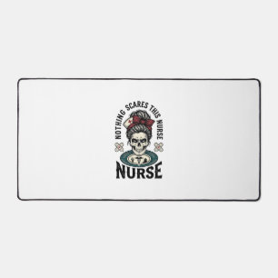 Halloween-Krankenschwester-Shirt Vintage-Totenkopf Schreibtischunterlage