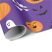 Halloween Kürbis Gespenster Fledermäuse lila Muste Geschenkpapier (Rolleneckpunkt)