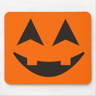Halloween-Kürbis stellt Mousepad 3 gegenüber