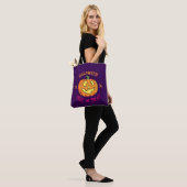 Halloween-Kürbis-Süßes-oder-Saures-Etikett Tasche (Am Model)