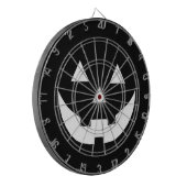 Halloween-Kürbisgesicht mit Schwarz-weißer Kürbisl Dartscheibe (Vorderseite Links)