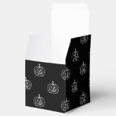 Halloween-Kürbislaterne Schwarz-weiße Leckereien Geschenkschachtel (Geöffnet)