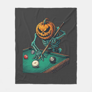 Halloween-Kürbisskelett spielt Pool-Billard  Fleecedecke
