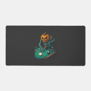 Halloween-Kürbisskelett spielt Pool-Billard Schreibtischunterlage