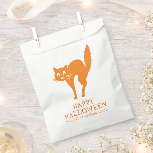 Halloween-Leckerei Geschenktütchen (Ausgeschnitten)