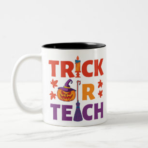 Halloween-Lehrertrick oder -Unterricht Zweifarbige Tasse
