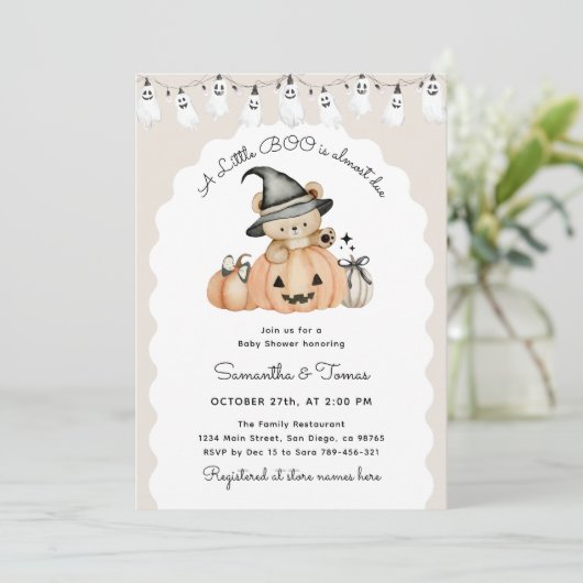 Halloween Little Boo Niedlich Pumpkin Baby Shower Einladung (Stehend Vorderseite)