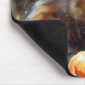 Halloween Maine Coon Katze mit Kürbissen Gruselig Mousepad (Ecke)
