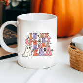 HALLOWEEN MAMA IN MEINER SPOOKY-MAMA KAFFEETASSE