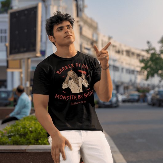 Halloween mit Barber by Day, Monster by Night T-Shirt