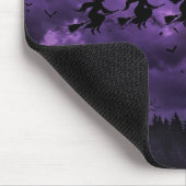 Halloween mit Mond und Hexe Mousepad (Ecke)