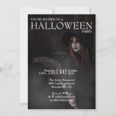 Halloween Moderne Gothic-Hexe-Besen Dunkle Scheune Einladung (Vorderseite)