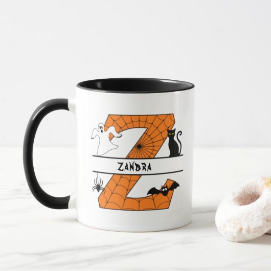 Halloween Monogram Z Ihren Namen hinzufügen Tasse (Mit Donut)